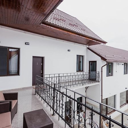 Elegant House Hotell Făgăraş Eksteriør bilde