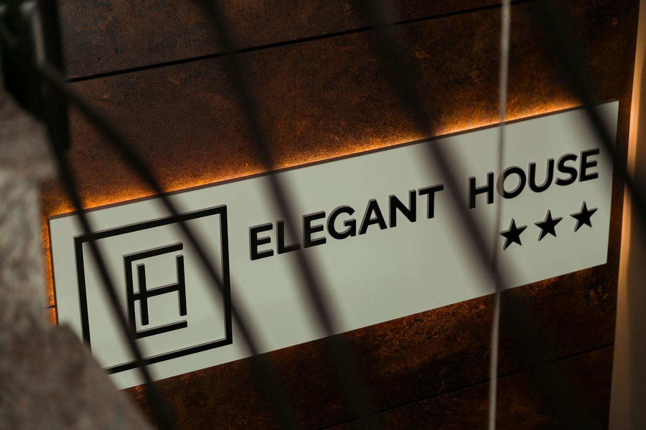 Elegant House Hotell Făgăraş Eksteriør bilde