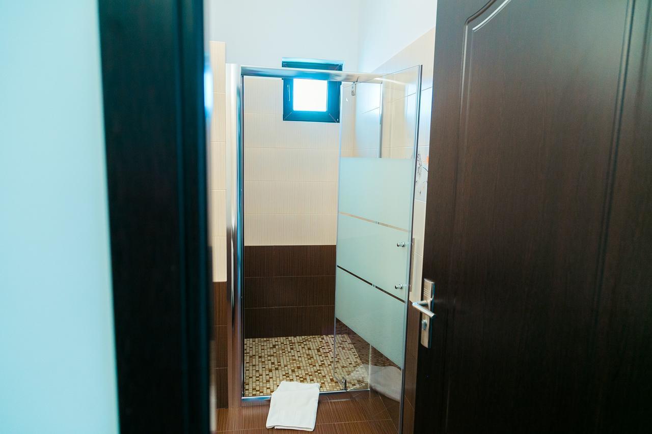 Elegant House Hotell Făgăraş Eksteriør bilde