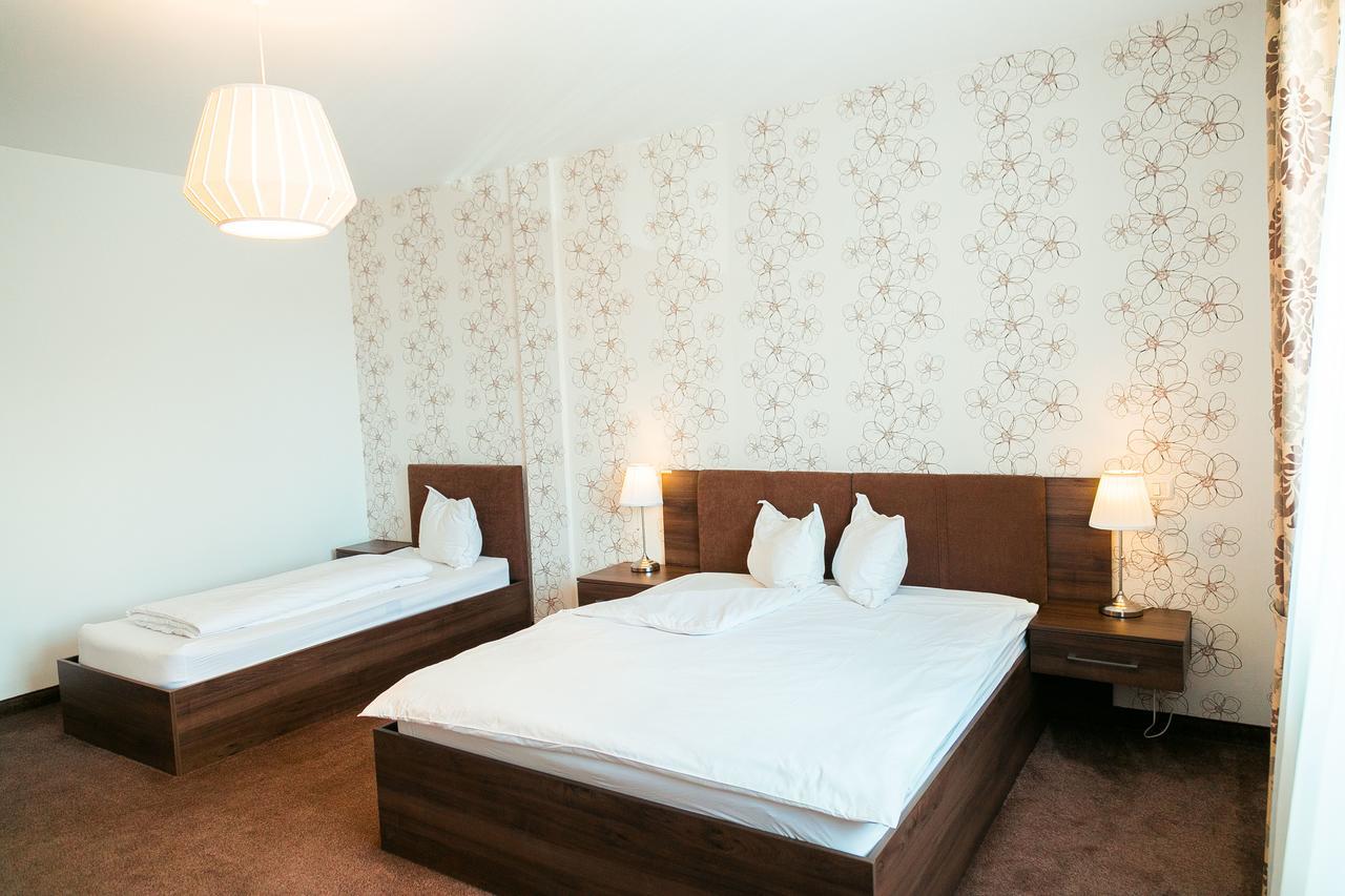 Elegant House Hotell Făgăraş Eksteriør bilde