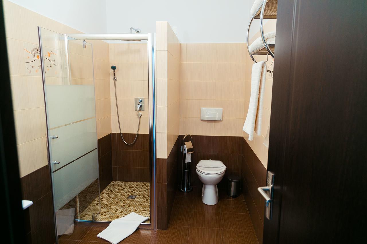 Elegant House Hotell Făgăraş Eksteriør bilde