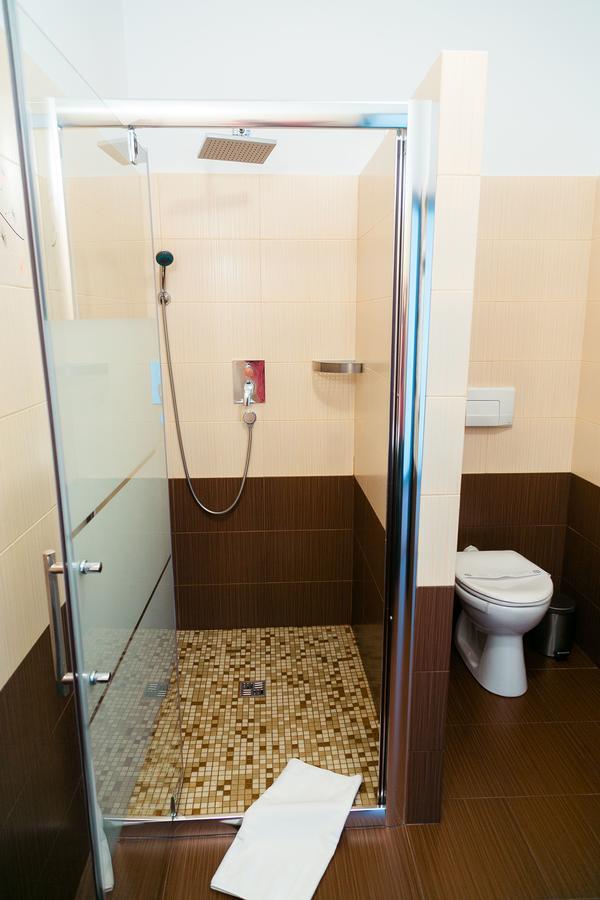 Elegant House Hotell Făgăraş Eksteriør bilde